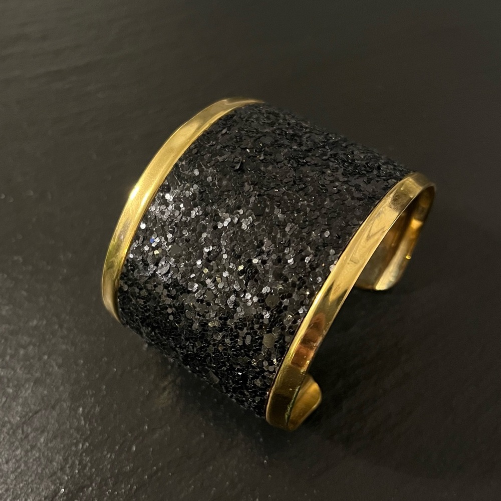 Paula Abdul Be Electrifying Create Sparkle Black Glitter Gold Tone Cuff Bracelet